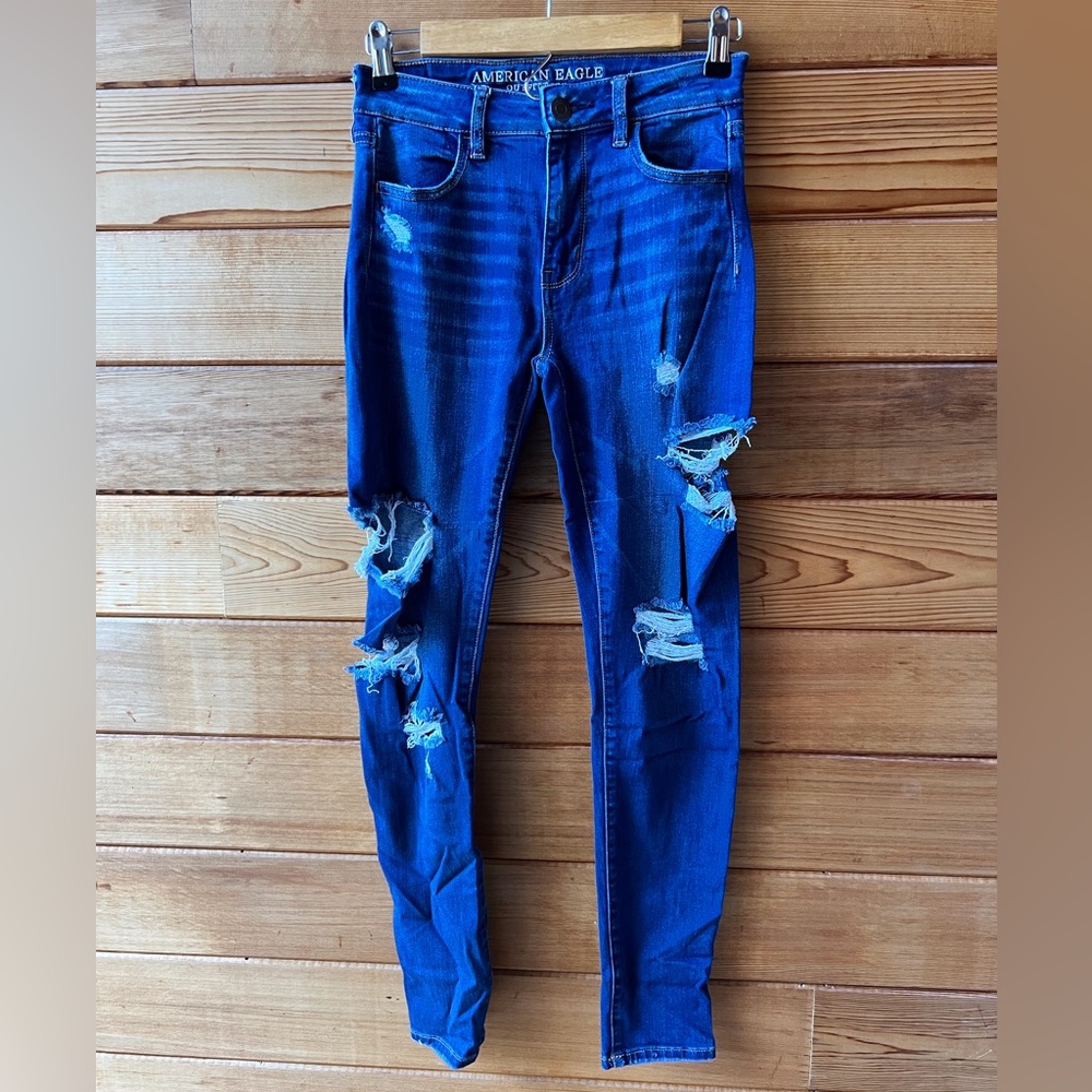 American Eagle High Rise Size 4 Reg Ripped Skinny Jean/Jegging